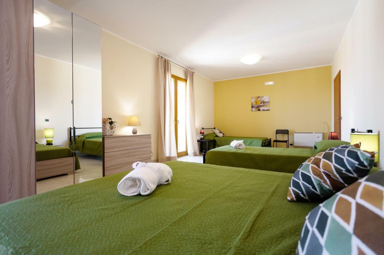 Rocca Degli Etnei Bed & Breakfast Paterno  Exterior photo